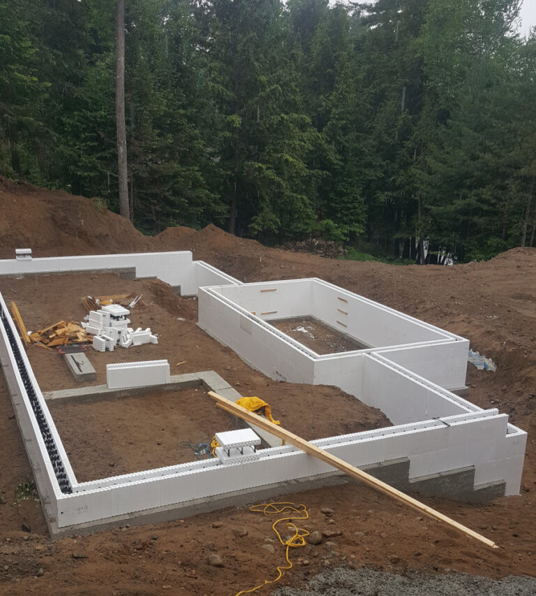 thomas foundation 1 web 768x853